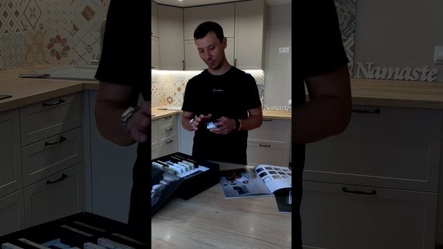 Видео-обзор электроустановочных изделии ArtGallery от Systeme