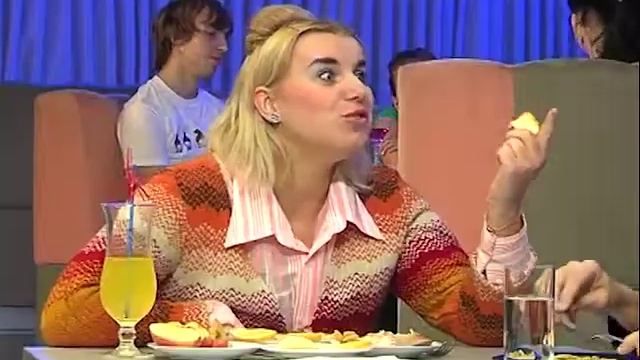 Prykoli. В ресторане. "Повезло" на первом свидании. Смотреть обязательно смотреть онлайн