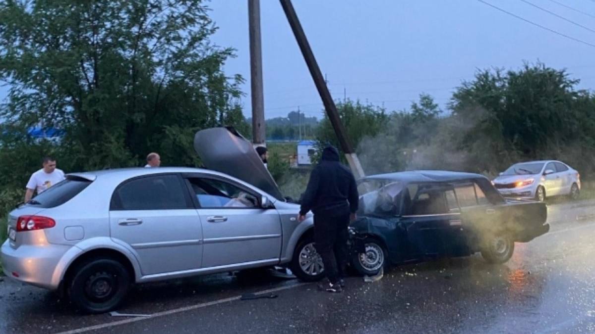 Аварии и ДТП на дорогах ТОРОПЫГИ за рулем смотреть онлайн