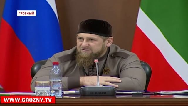 Рамзан Кадыров уволил врачей и отправил их домой прямо из зала смотреть онлайн