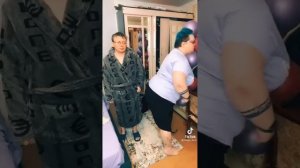 Если ты хочешь со мной расстаться витя ты потерял такую принцессу как я, Татааань.