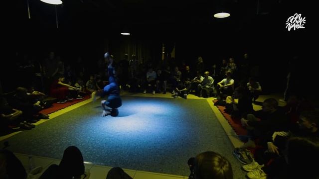 1X1 JUNIORS | 1 ROUND | ТИГР VS WILDY смотреть онлайн