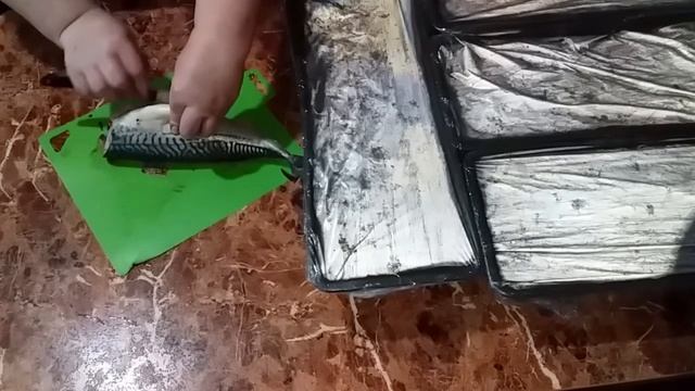 МАЛОСОЛЬНАЯ СКУМБРИЯ ! ПРОСТО ПАЛЬЧИКИ ОБЛИЖЕШЬ ! смотреть онлайн