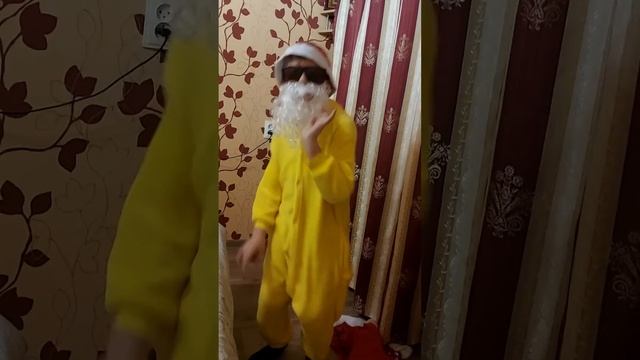 Дед Мороз танцы смотреть онлайн