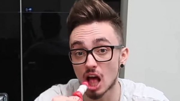 Эдисон те Времена где Эд пробует Еду