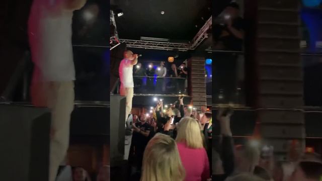 ЧЕСТНЫЙ- Каплями дождь (Мурманск 28.10.22🔥) смотреть онлайн