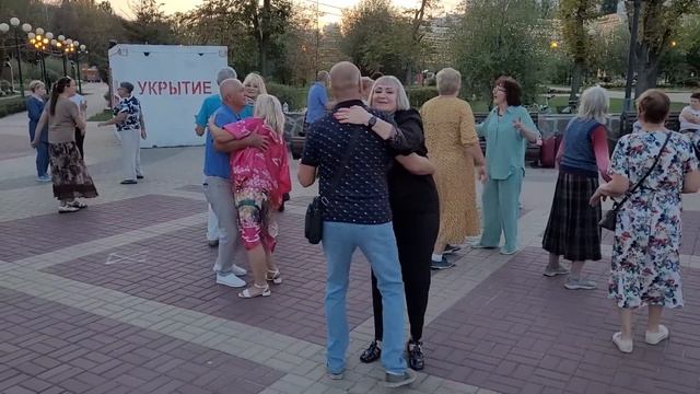 Цветёт малина... 09.08.24... смотреть онлайн