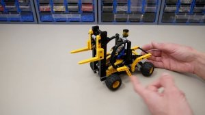Вилочный погрузчик LEGO Technic 8248 1998 года: ЛЕГО Техник Архи