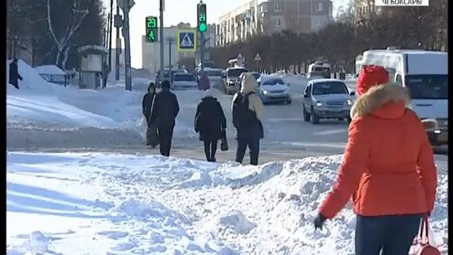 Чебоксарские дорожники продолжают устранять последствия снегопада смотреть онлайн