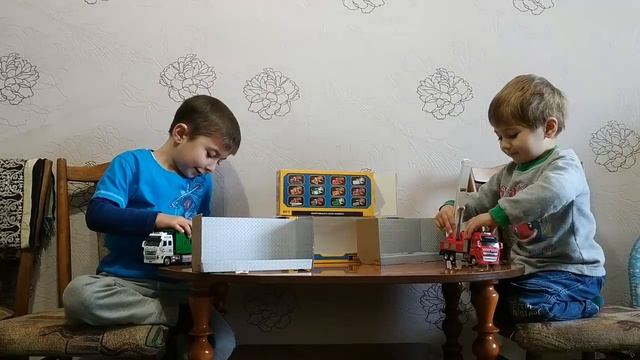 Пожарная машина и Мусоровоз | Распаковка машинок для д