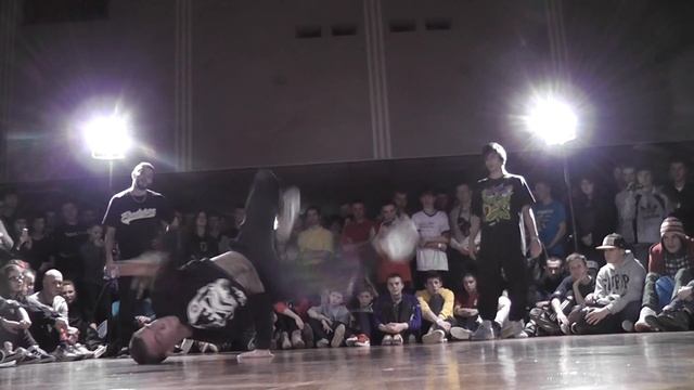 Smart Session 2012\battle\Тимбо,Ти,Томски,Глеб