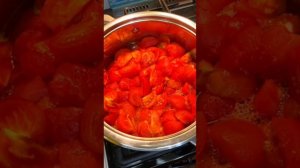 ТОМАТЫ В СОБСТВЕННОМ СОКУ БЕЗ СОЛИ САХАРА И УКСУСА.