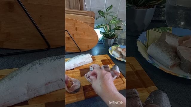 Разделываю и Готовлю РЫБУ ХЕК с Овощами 🐟 I cut and prepare hak смотреть онлайн