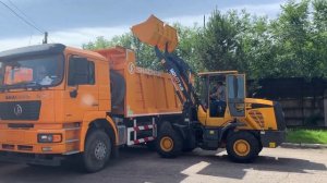 Фронтальный погрузчик MOLOT ZL20. Погрузка самосвала Shaanxi.