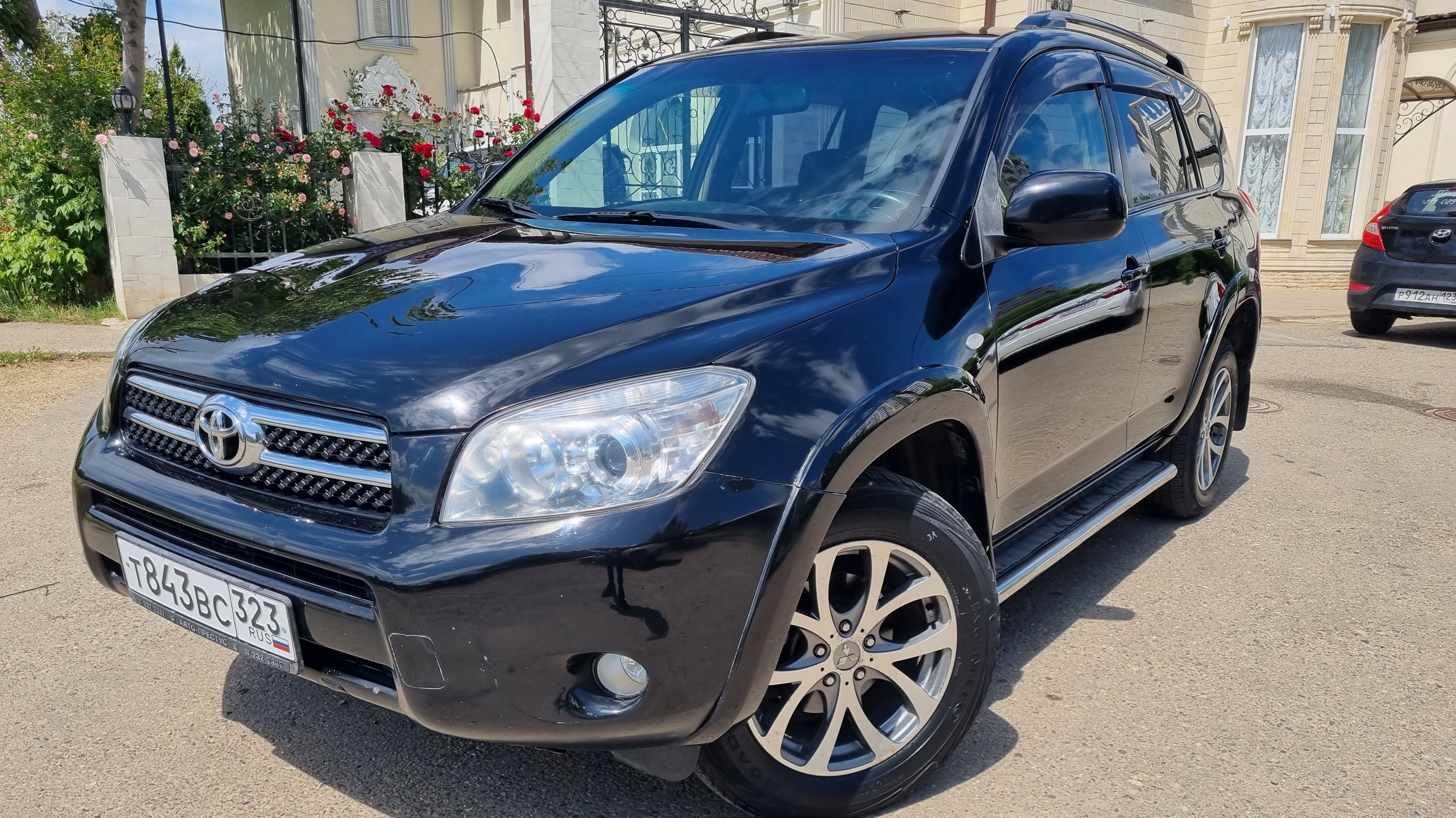 Toyota RAV4 2008г 2.4 АТ смотреть онлайн