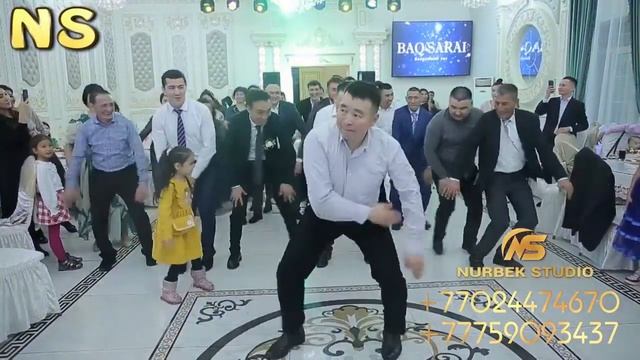 ФЛЕШМОБ 2022 ГОДА НА СВАДЬБЕ ВЗОРВАЛИ ВЕС ЗАЛ