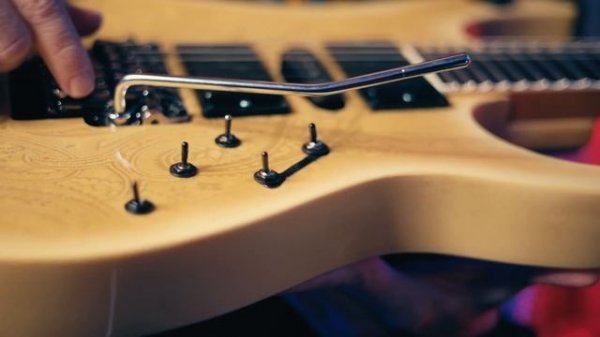 Самый лучший Floyd Rose (Ibanez ZR tremolo)