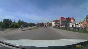 Город Бийск из окна автомобиля. Алтайский край.