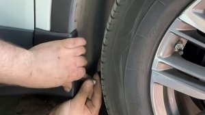 Интегрированные пороги на Geely Atlas Pro установка