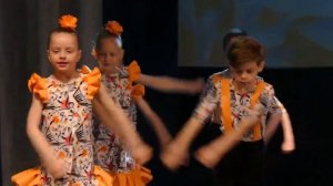 Танец "В каждом маленьком ребенке".