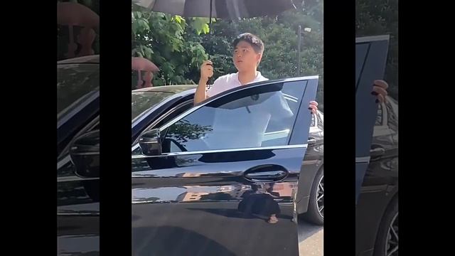 Xiaomi Mini 24  автоматический УФ зонт