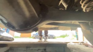 ВАЗ 2106: Бряконье в подвеске и вибрация кардана? Исправ?