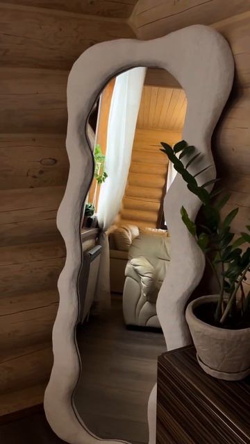 Рамка для зеркала из #папьемаше #рукоделие #рукодельны