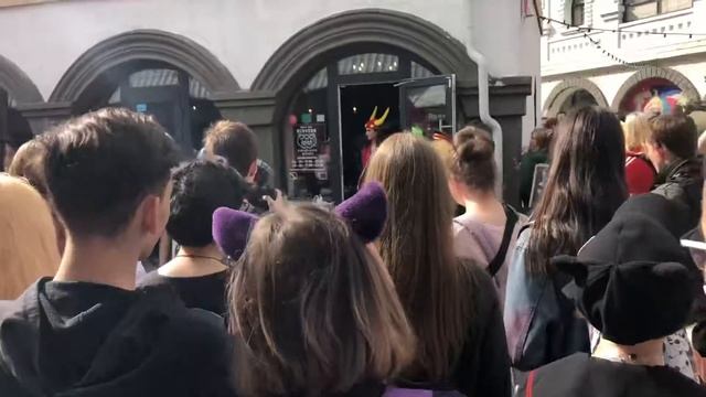 13.05.2019 // вернисаж смотреть онлайн