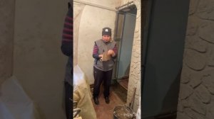 Цементирую порог в новом дверном проеме