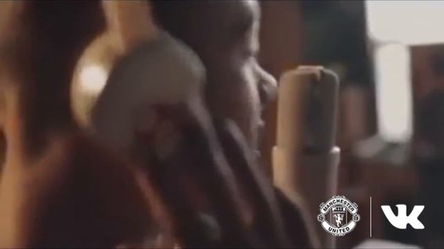 Memphis Depay читает реп))