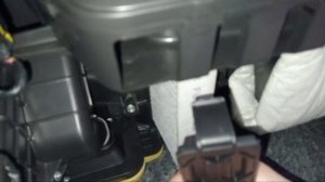 SsangYong Korando C300 замена салонного фильтра.