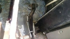 Замена троса газа на Lada Kalina 1 16кл