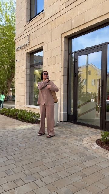 Выкройки блузка Афра, брюки Лин, шоппер Браун доступны на сайте YR