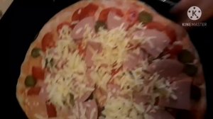 таёр кардани питца 👍👍👍