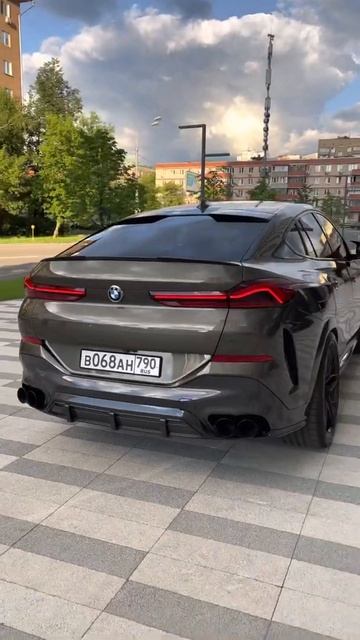 X6 G06 Green (gloss Black Kit) 2