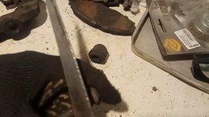 Как разобрать и смазать направляющие суппорта Ланос С