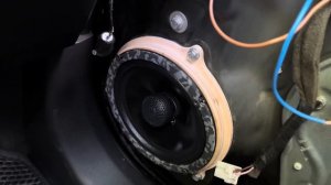 Замена штатных передних динамиков Nissan Qashqai на DL Audio Anacon