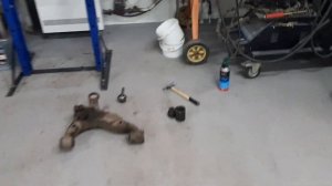 Tayota Prado 150.Замена шаровых .