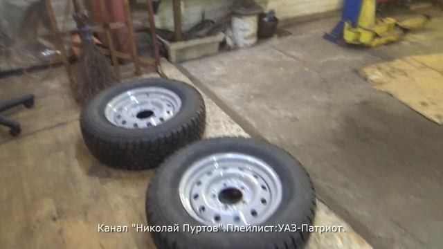 К зиме УАЗ Патриот подготовил смотреть онлайн