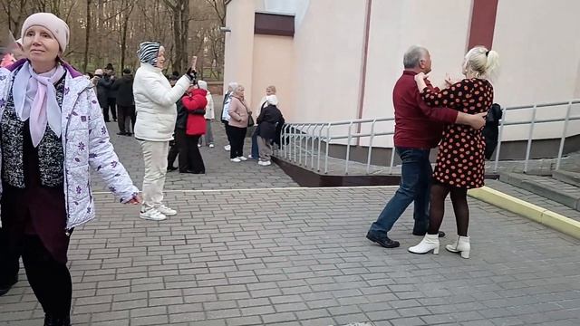 Оттепель........ 12.04.25 Гомель парк Луначарского 