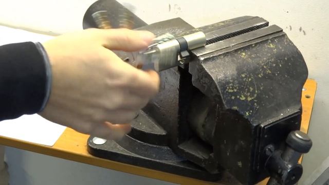 вскрытие замка герда Цилиндр GERDA EVO сайт: https://medvejatnik.kiev. смотреть онлайн