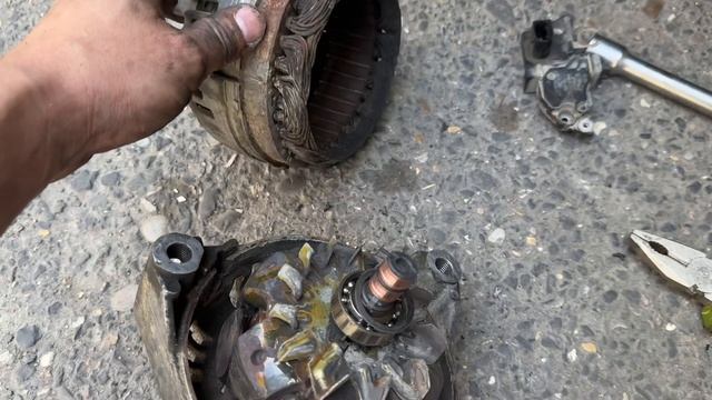 Замена подшипника генератора Bosh на MercedesBenz W220 S500. #мерс?