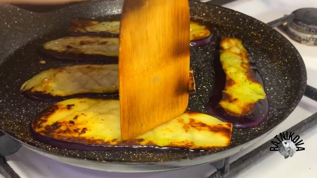 Рулетики из баклажан