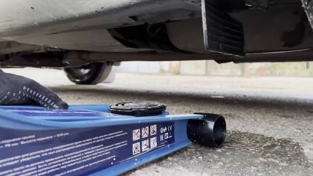 Домкрат гидравлический STELS 51136 смотреть онлайн