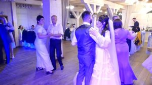МОЯ ХАТА У ВИШНЕВІМ САДОЧКУ - ВЕСІЛЬНИЙ ВАЛЬС. ГУРТ РОС
