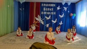 танец "Верните память!" (подготовительная группа).