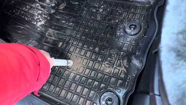 TOYOTA Land Cruiser Prado обзор отзыв грязь в салоне пробег бензи? смотреть онлайн