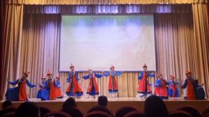 Тувинский танец "Ынак Тывам"  студия танца "Рассвет", 40+