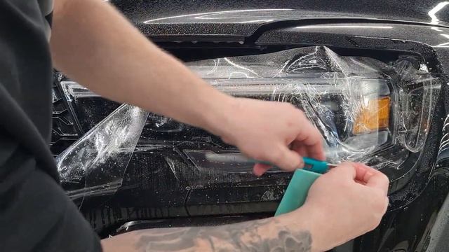 Оклейка фары Ram на гель