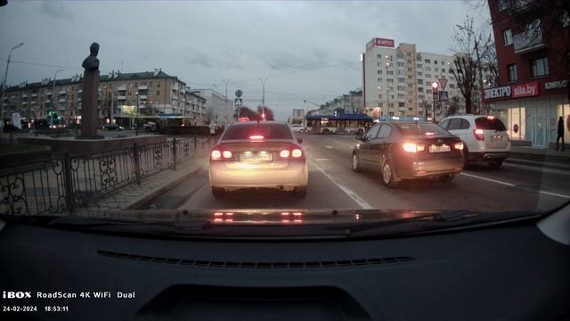 iBOX RoadScan 4K WiFi Dual сумерки смотреть онлайн